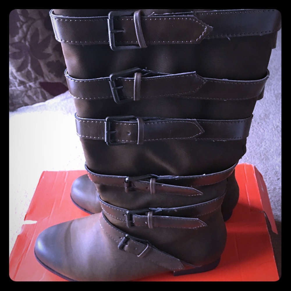 ♥️♥️♥️UNIQUE BOOTS ♥️♥️♥️